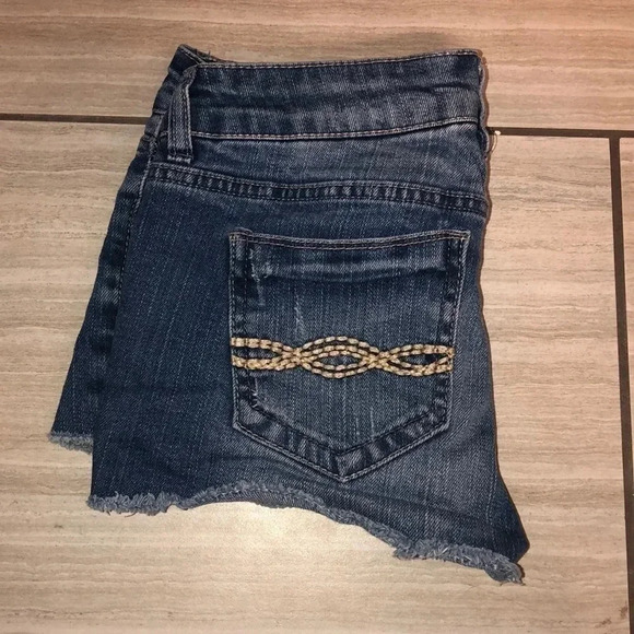 Jean Shorts - Picture 2 of 5